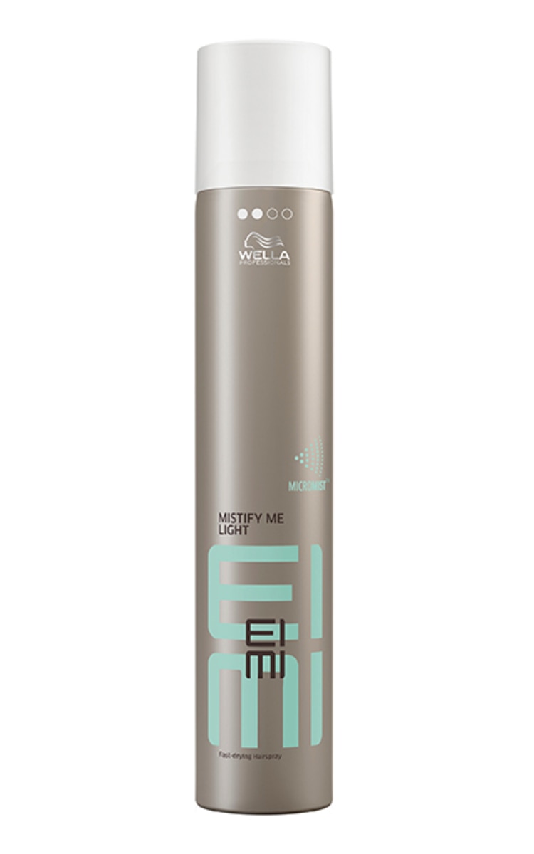 WELLA PROFESSIONALS WELLA PROFESSIONALS Eimi Mistify Me Light īpaši smalkas difūzijas laka, 300ml 300 ml