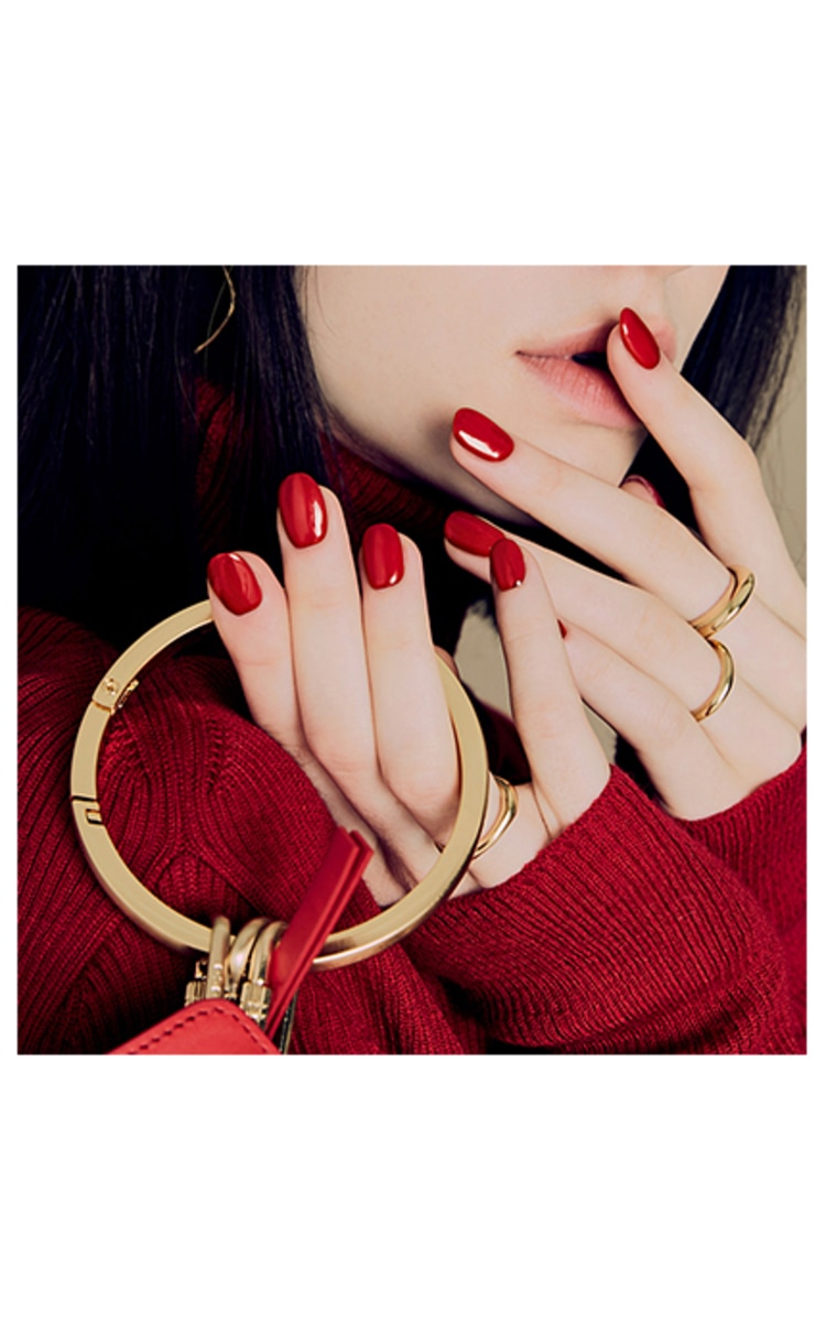 OHORA OHORA Manikīra gela uzlīmju komplekts Semi Cured Gel Nail Strips (N Addict), 30 uzlīmes