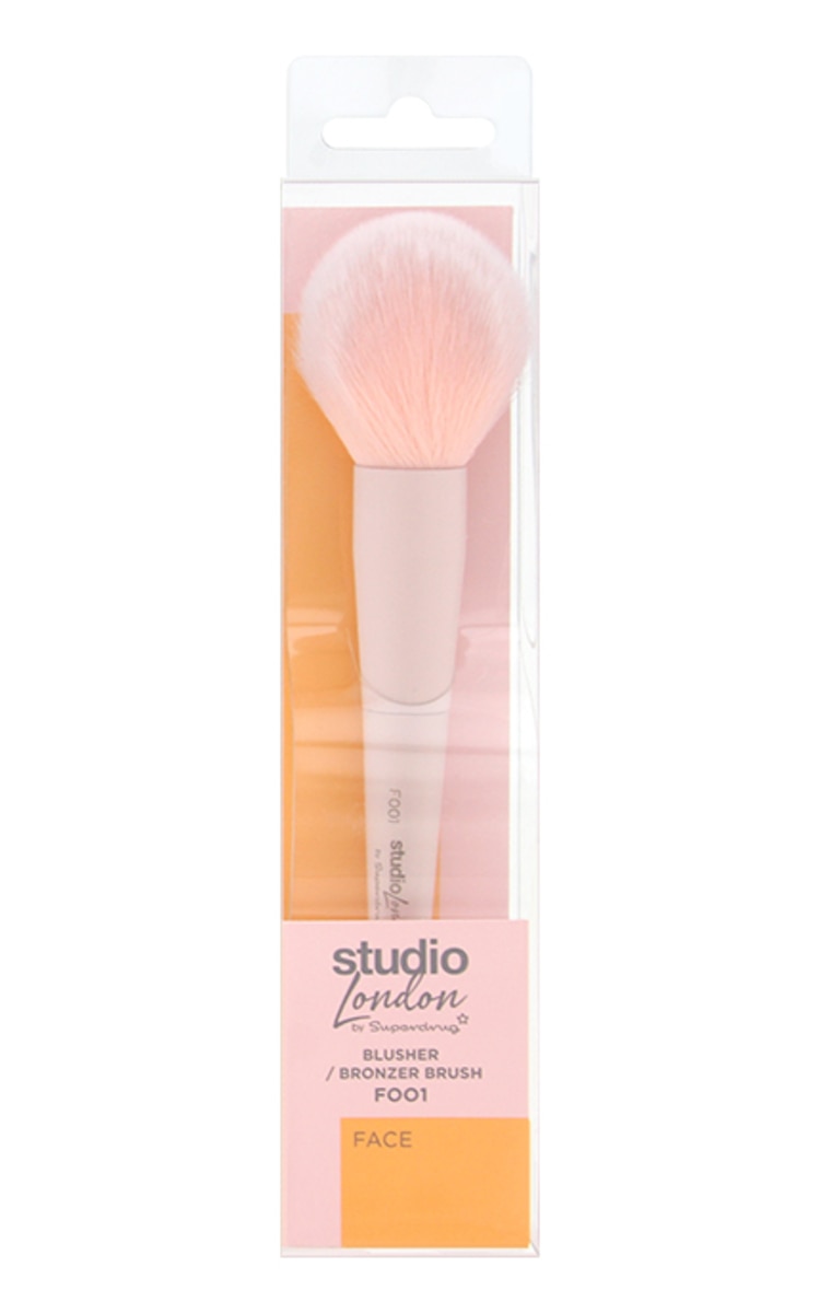 SUPERDRUG SUPERDRUG Studio London Кисть для нанесения румян/бронзатора 1 шт