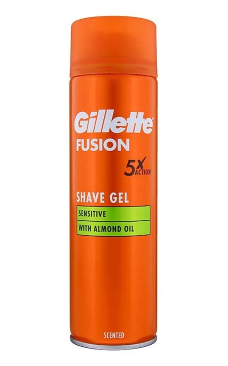 GILLETTE GILLETTE Fusion5 x Action Sensitive skūšanās želeja, 200ml 200 ml