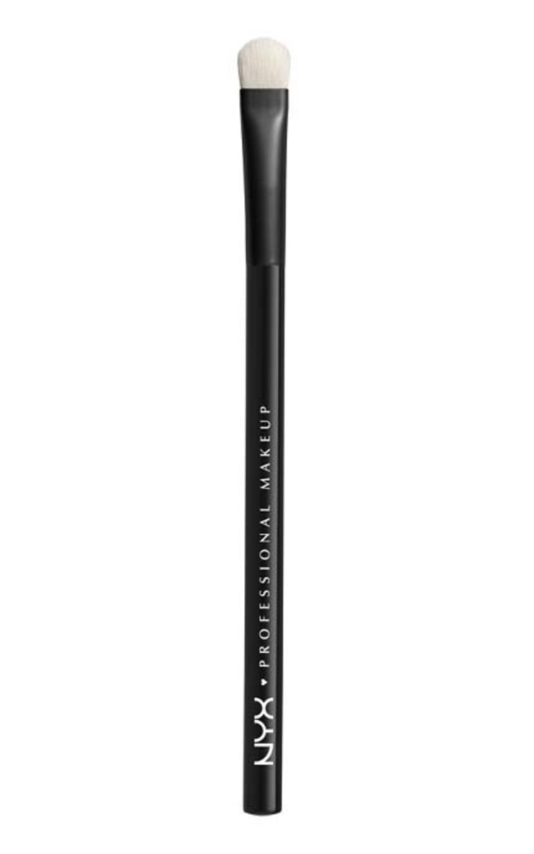 NYX PROFESSIONAL MAKEUP NYX PROFESSIONAL MAKEUP Micro Smudging ota acu ēnu uzklāšanai 1 gab.