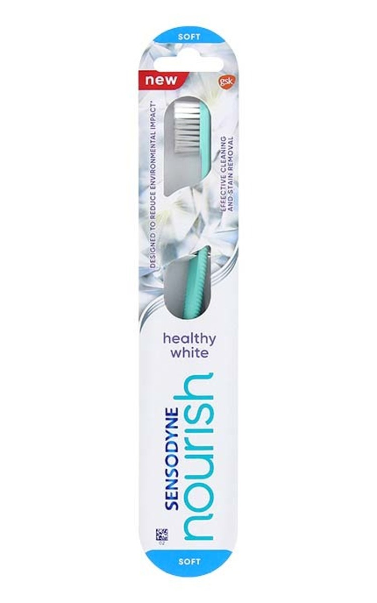 SENSODYNE SENSODYNE Nourish Healthy White Soft зубная щётка (различные цвета) 1 шт